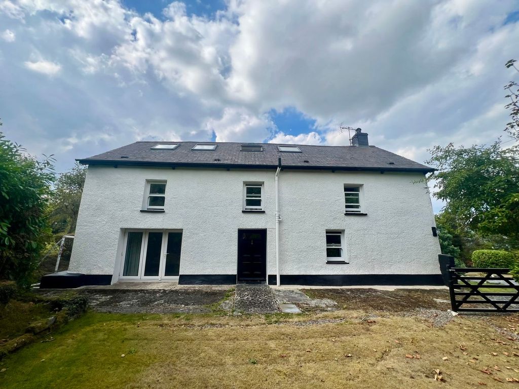 Property photo 1 of 39