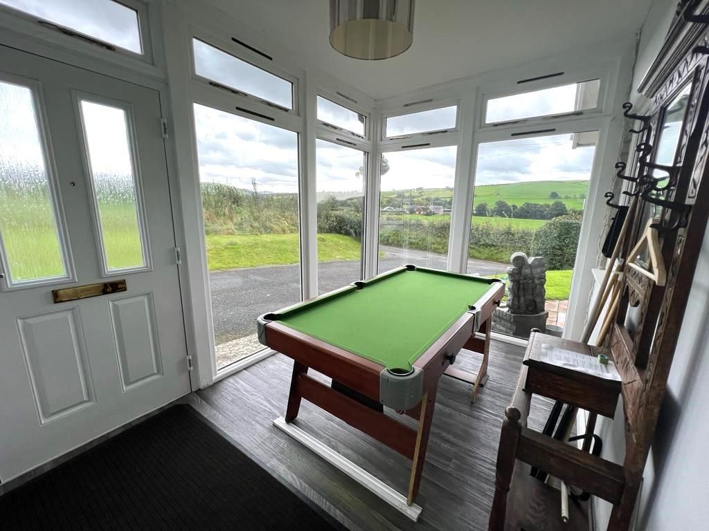 Property photo 2 of 17 Conservatory.Jpg