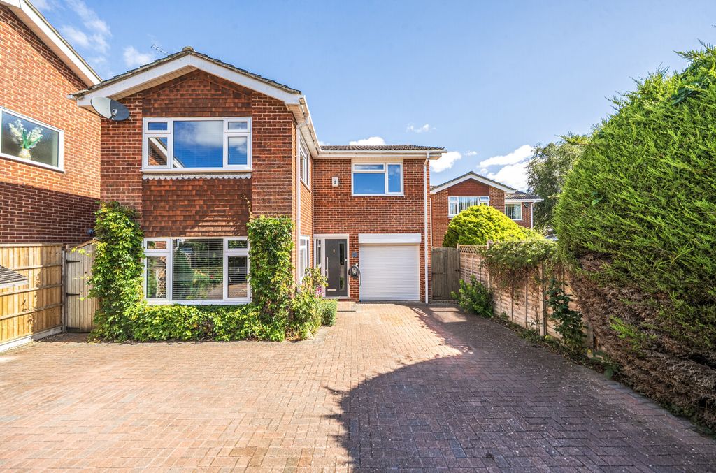 Property photo 1 of 16 1483769-41-6A4241...