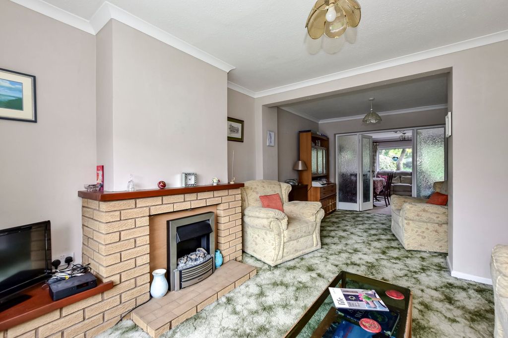 Property photo 3 of 26