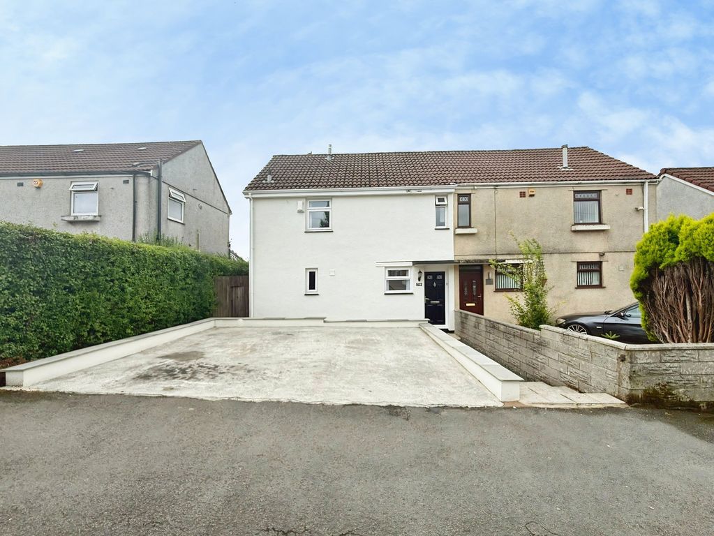 Property photo 1 of 29