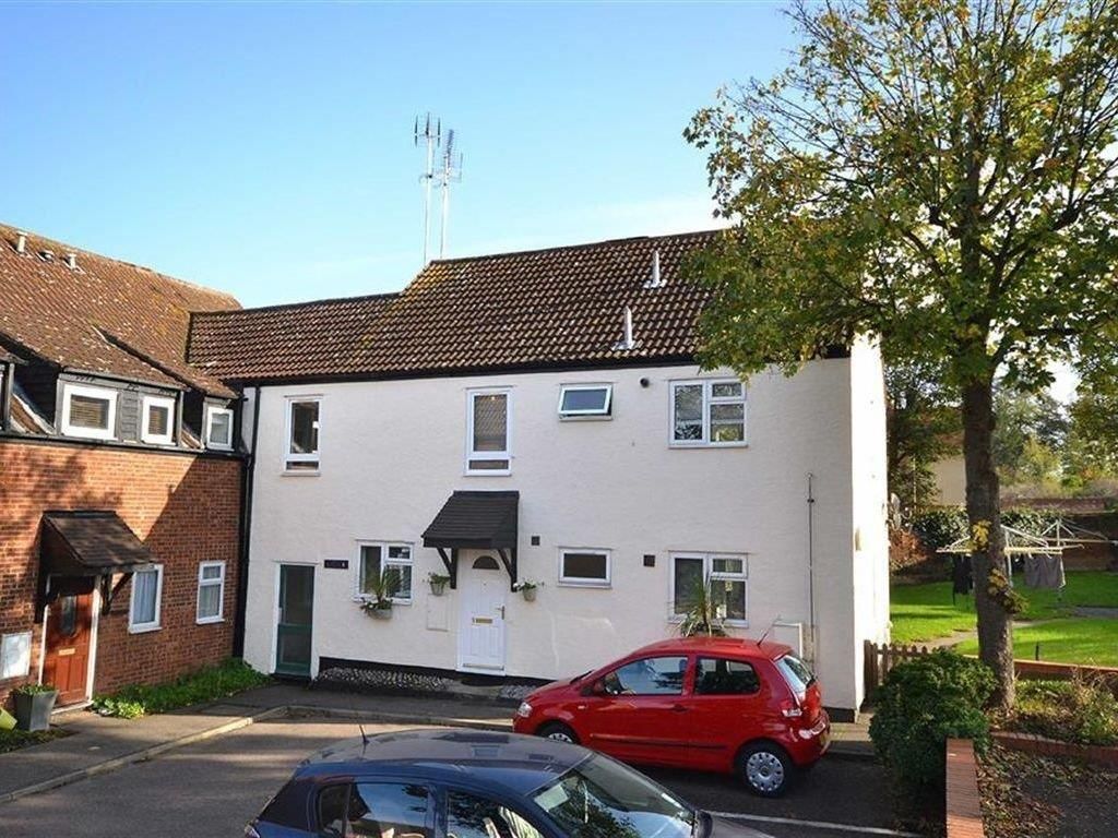 Property photo 1 of 12