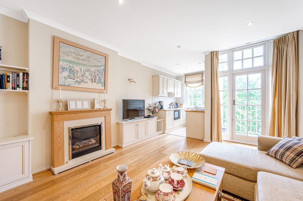 Property photo 2 of 7