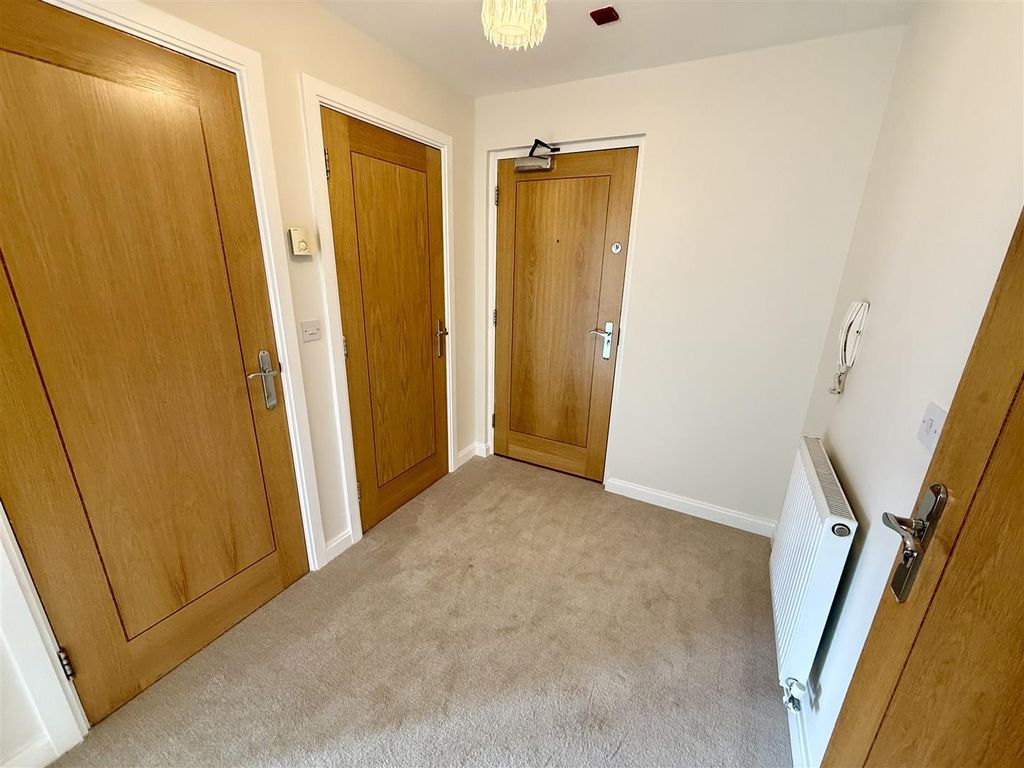 Property photo 2 of 16 Img_2207.Jpg
