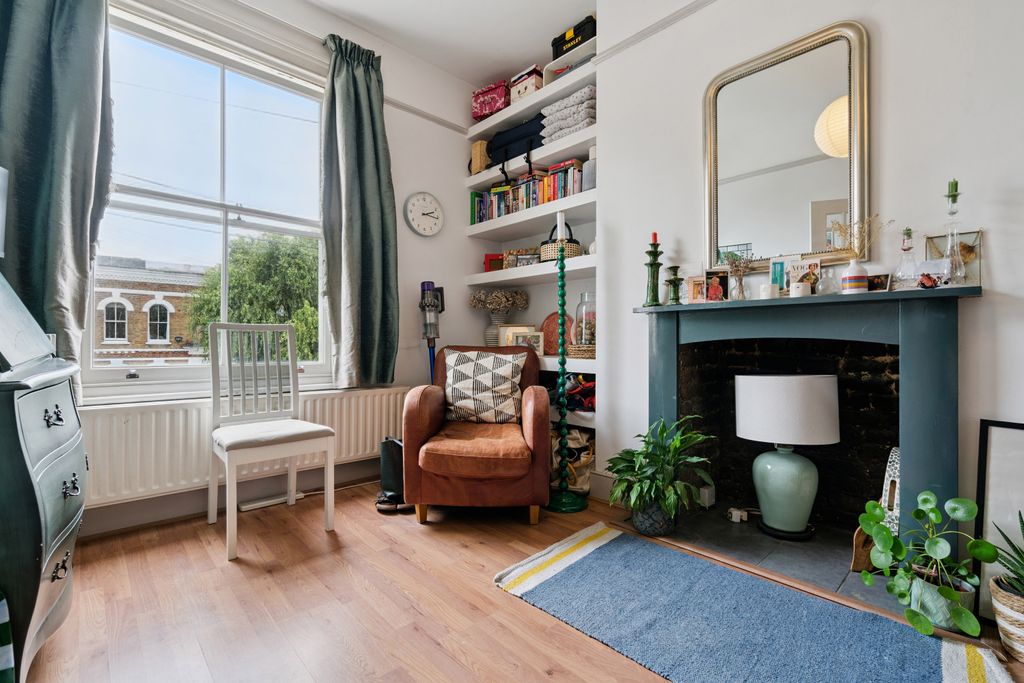Property photo 1 of 6