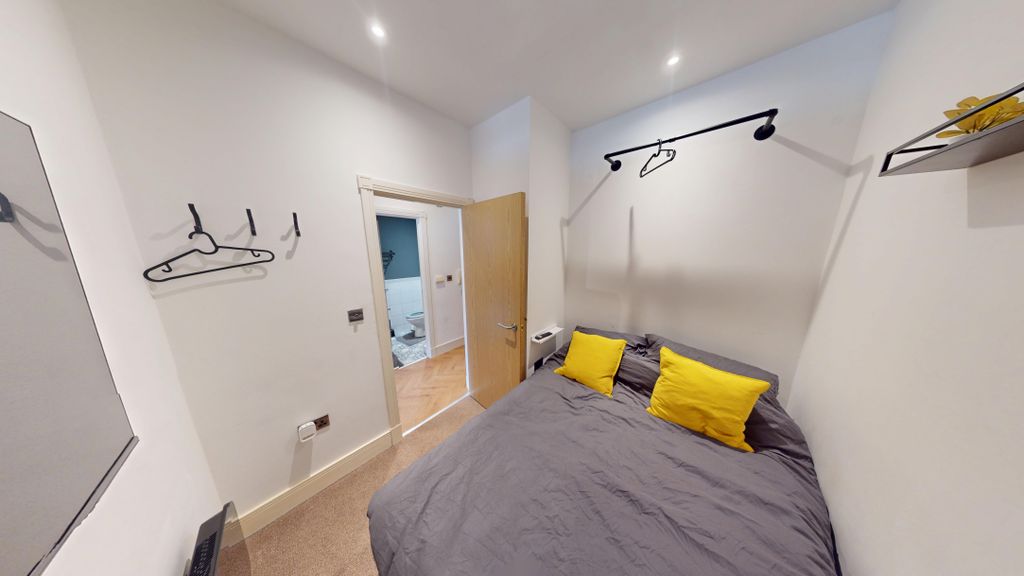 Property photo 3 of 4