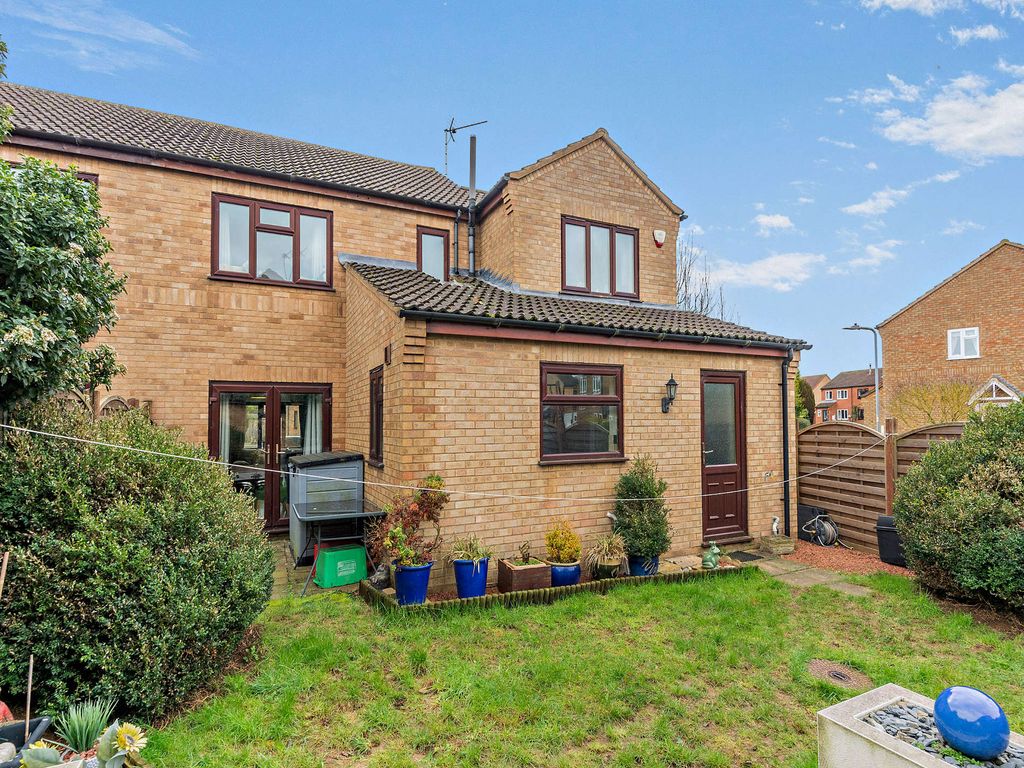 Property photo 3 of 12