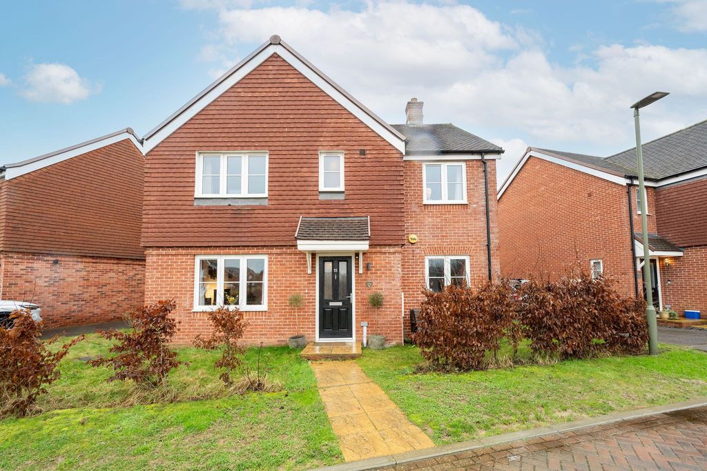 Property photo 1 of 21