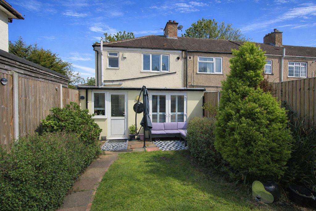 Property photo 1 of 18 Rear.Jpg