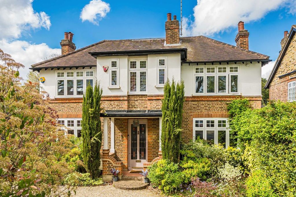 Property photo 1 of 10