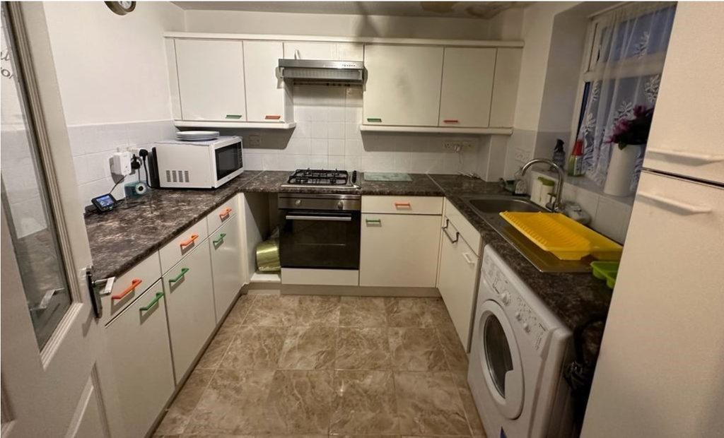 Property photo 3 of 7