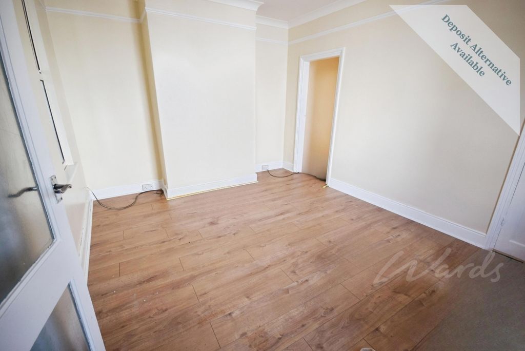 Property photo 2 of 7 Canterbury Lounge
