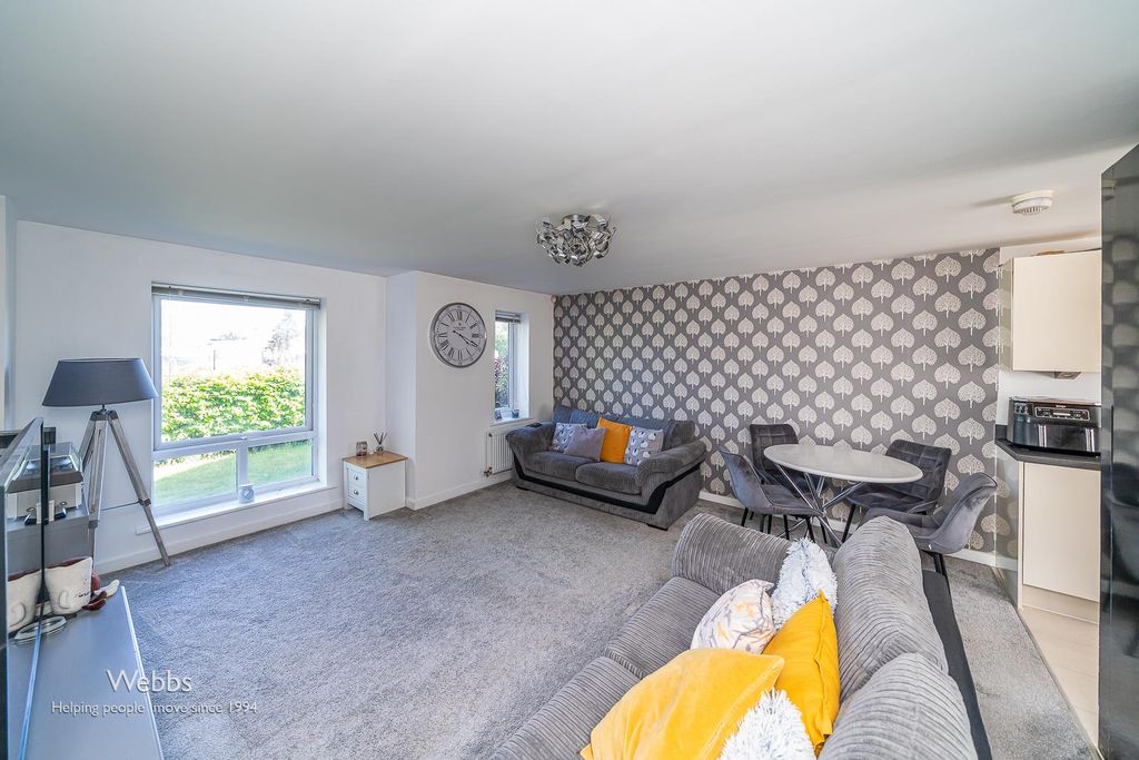 Property photo 2 of 19 Â© Webbs Estate Agents Â© (106 Of 127).Jpg