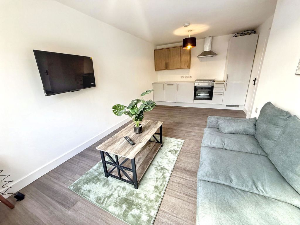 Property photo 1 of 6