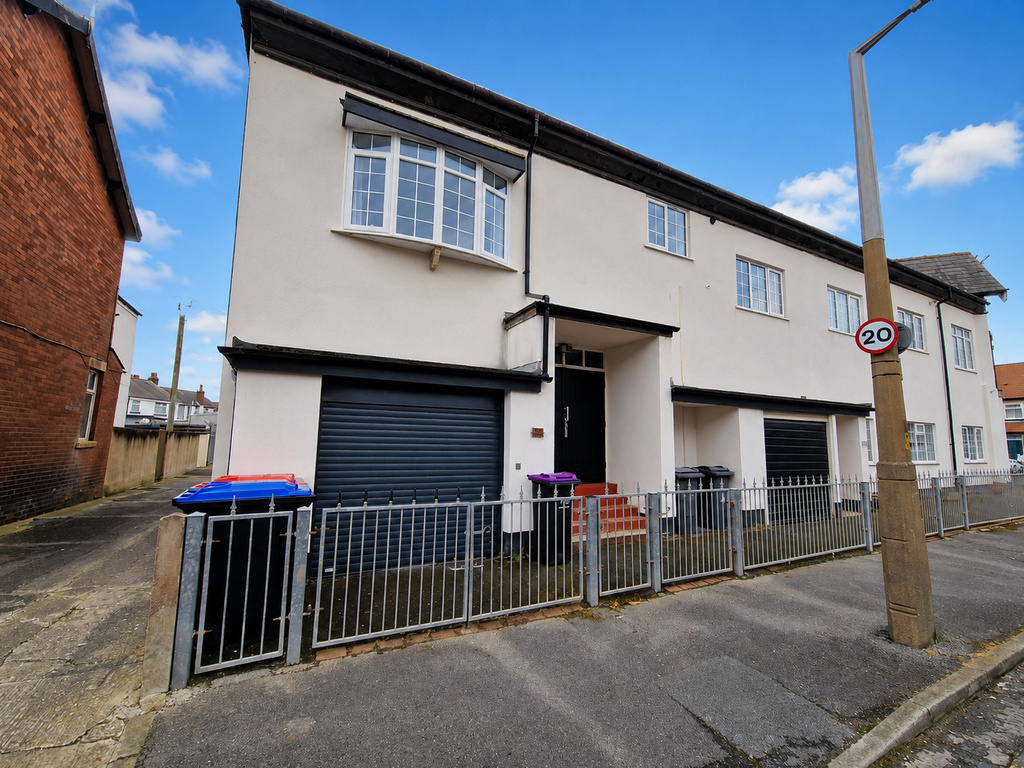Property photo 1 of 19