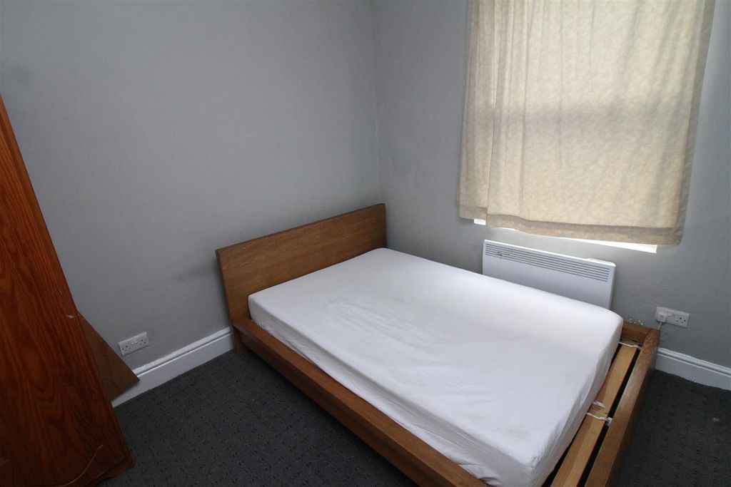 Property photo 3 of 4 Img_4983[1].Jpg