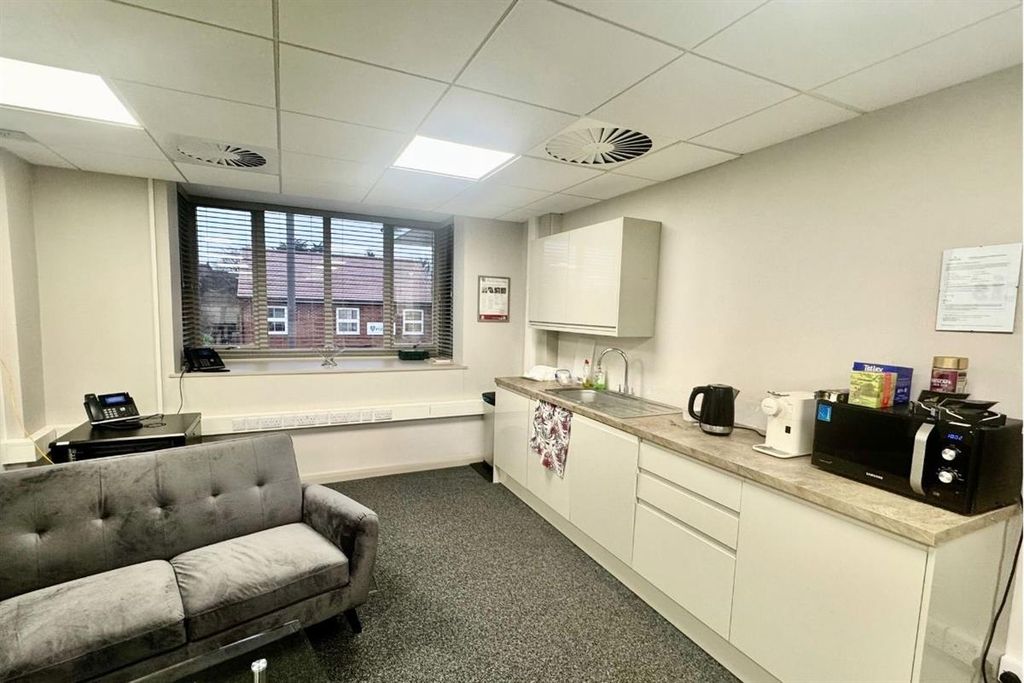 Property photo 3 of 4 Photo