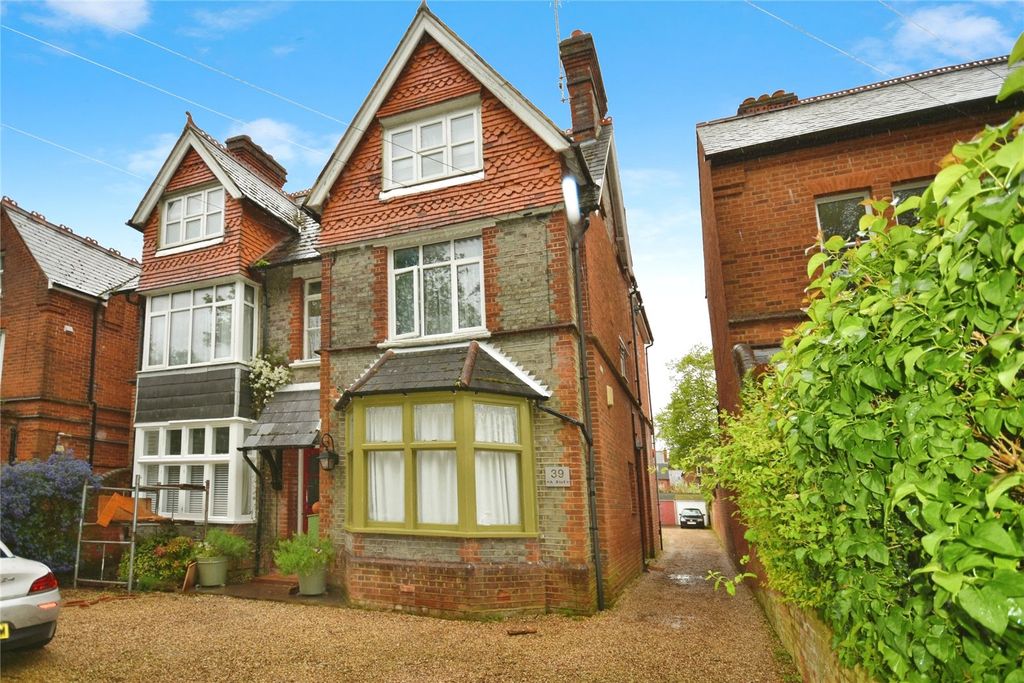 Property photo 1 of 7 Picture No. 18