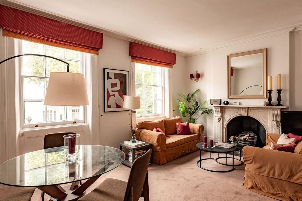 Property photo 2 of 9 Reception