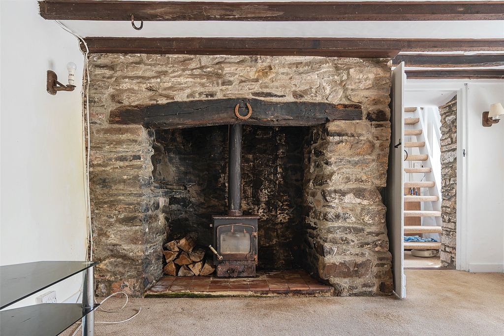 Property photo 3 of 21 Picture No. 09