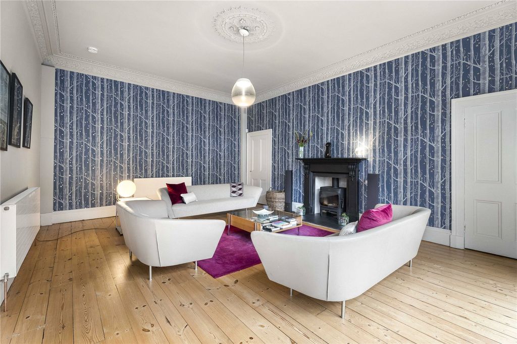 Property photo 3 of 35 Hall House, Aberlady