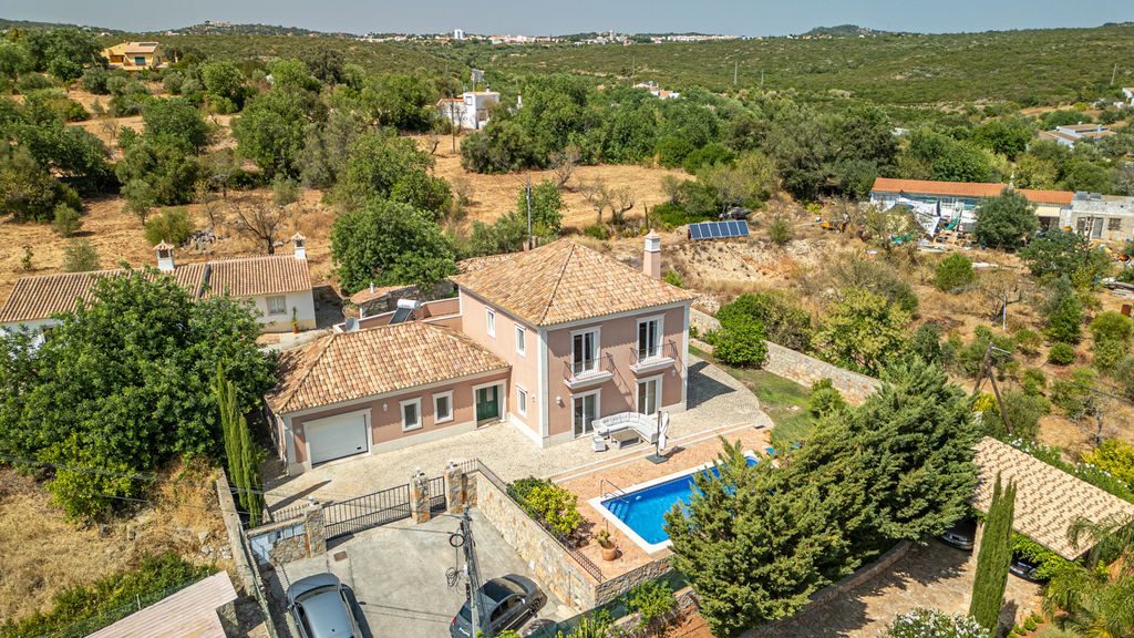 Property photo 2 of 45