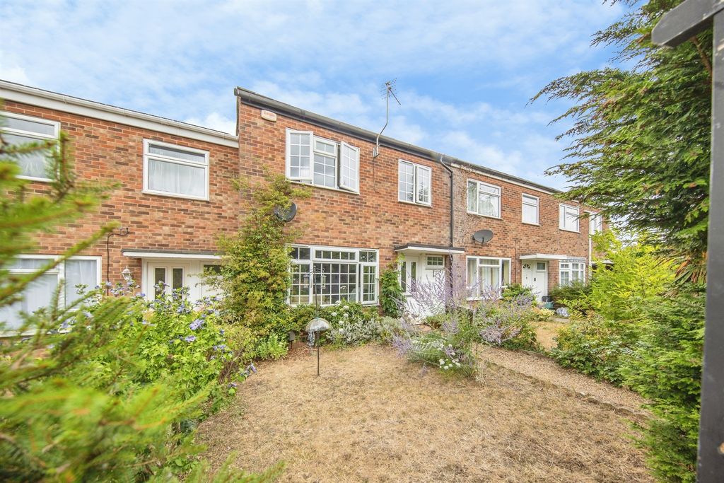 Property photo 1 of 18