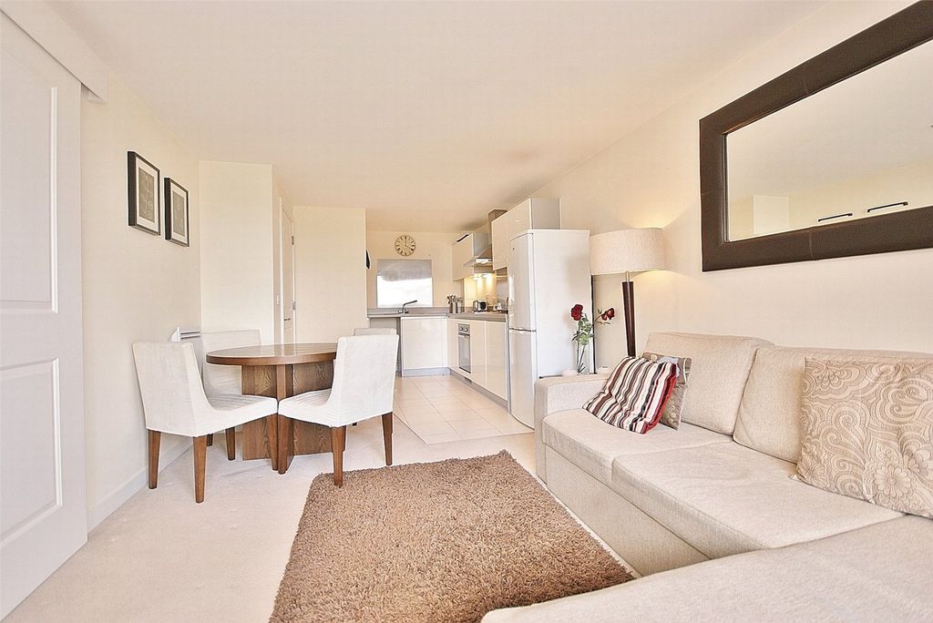 Property photo 3 of 8 Reception Room