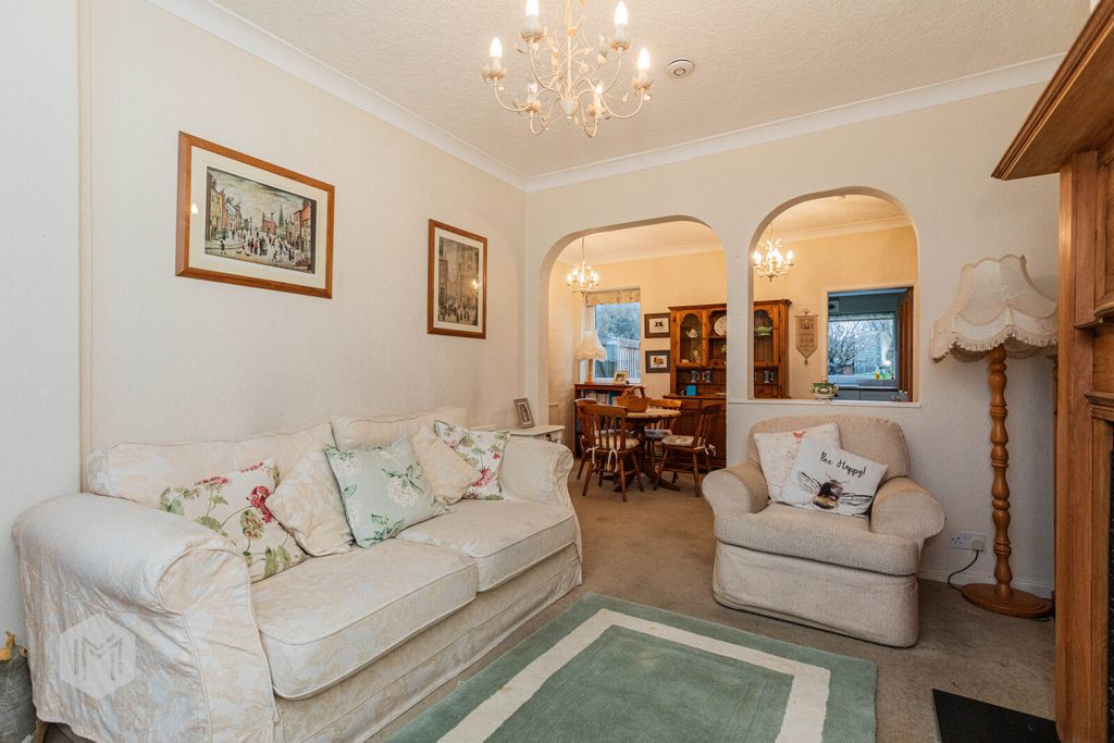 Property photo 2 of 18 Picture No. 08