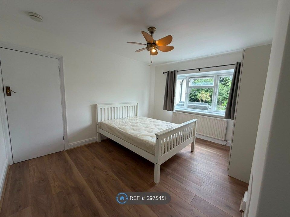 Property photo 1 of 4