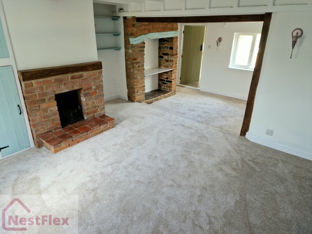 Property photo 3 of 8 Living Room
