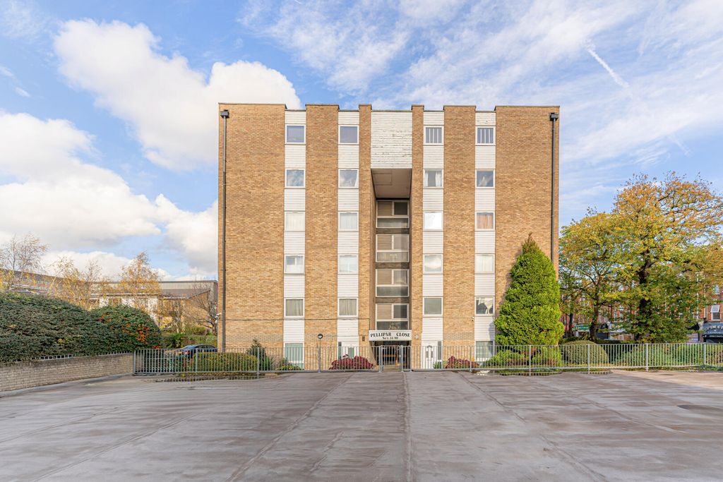 Property photo 1 of 17 Front (Exterior)