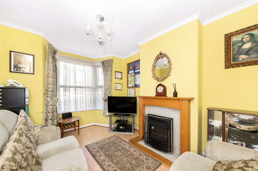Property photo 2 of 15 Picture No. 05