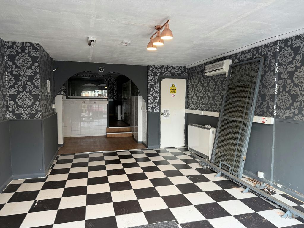 Property photo 2 of 9 P2.Jpeg