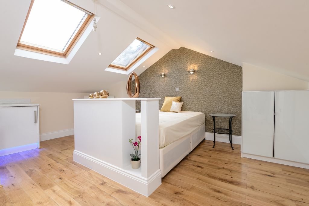 Property photo 1 of 6 Floorplan