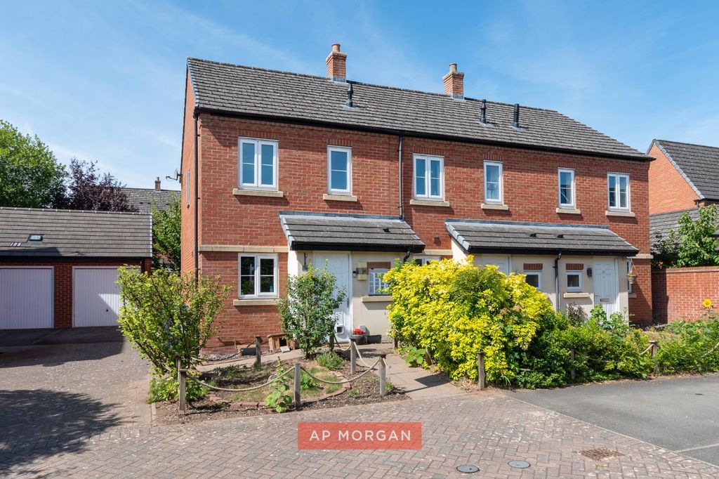 Property photo 1 of 18 Picture No. 03