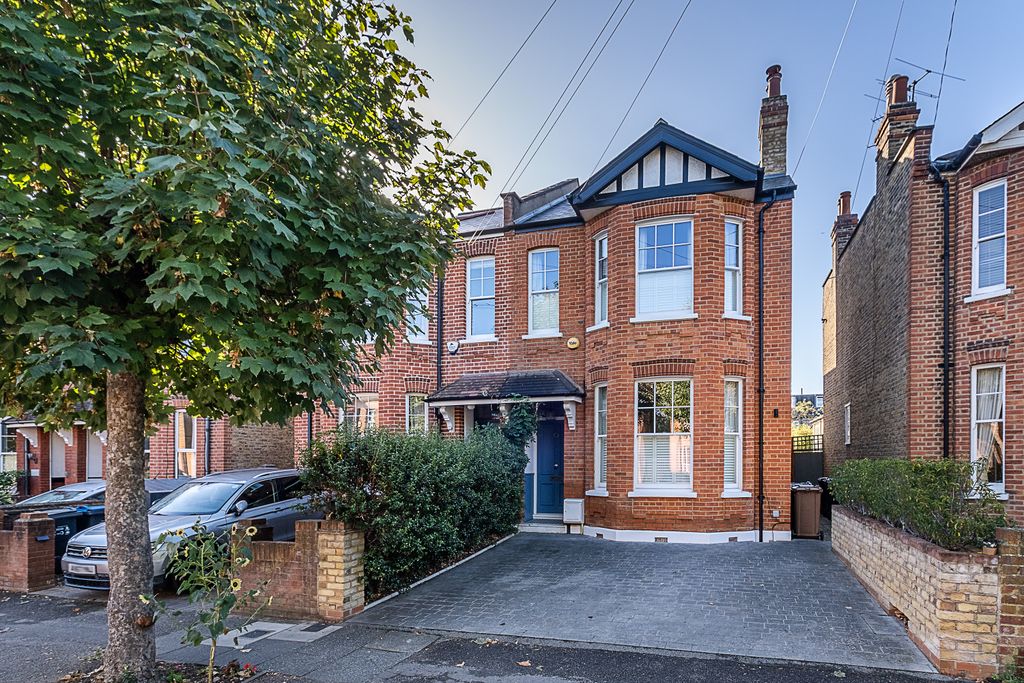 Property photo 1 of 41