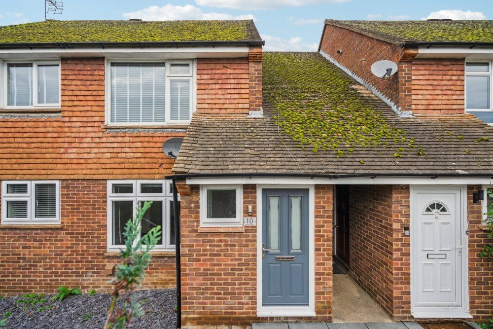 Property photo 1 of 11 Outside