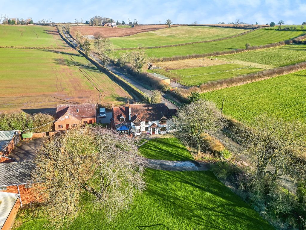 Property photo 2 of 18