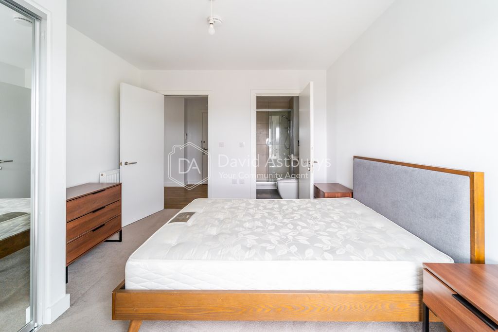 Property photo 2 of 11 Ndb05926