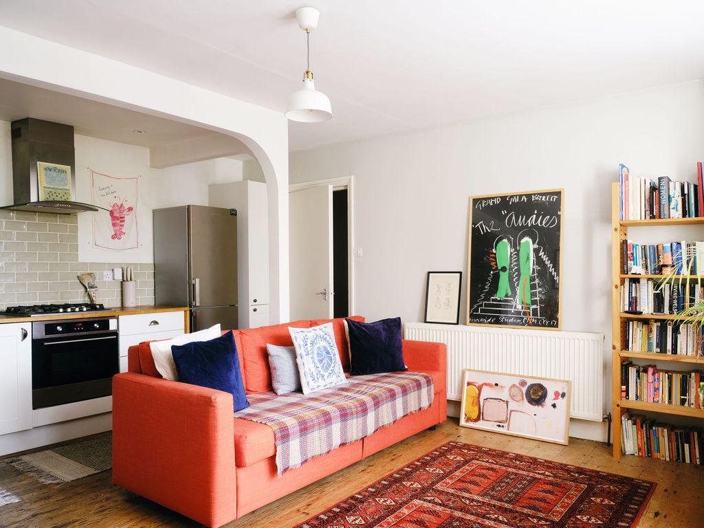 Property photo 3 of 17