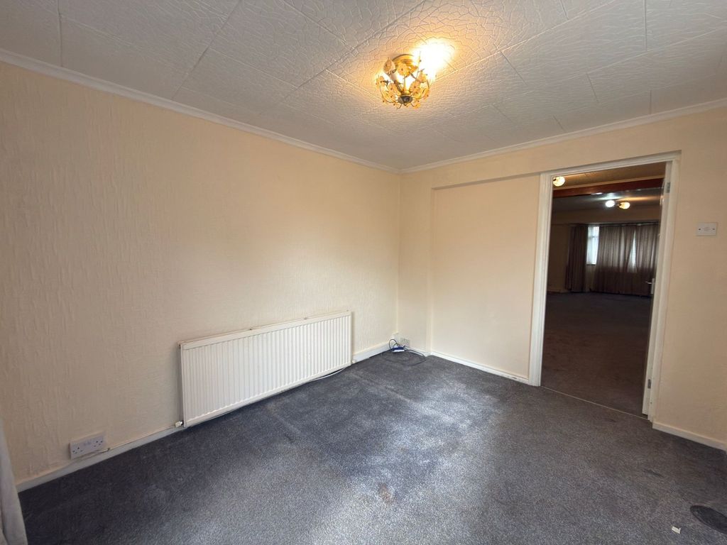 Property photo 3 of 20 Gallery