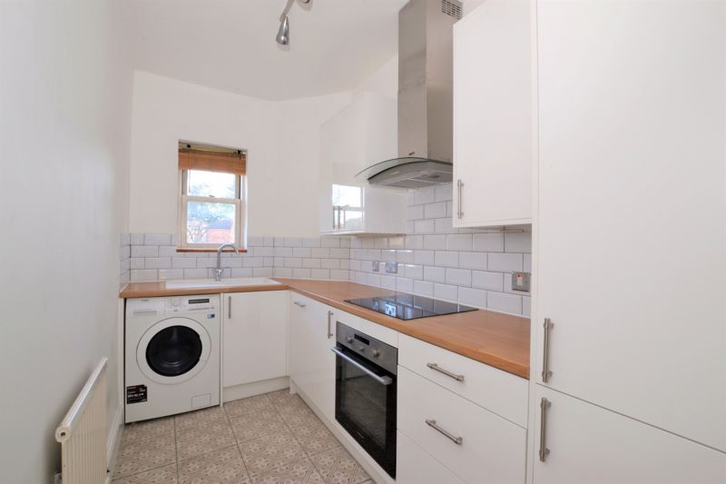 Property photo 3 of 10 Brand New Kitchen