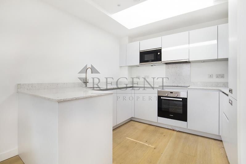 Property photo 3 of 12 Kitchen