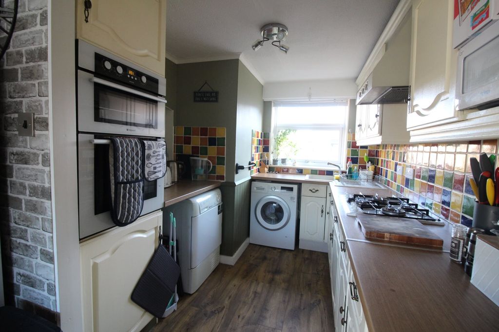 Property photo 3 of 15 Img_2563