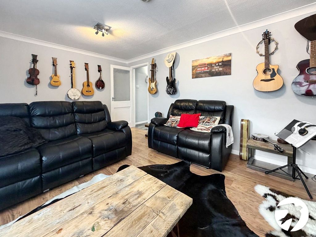 Property photo 2 of 11 Picture No. 10