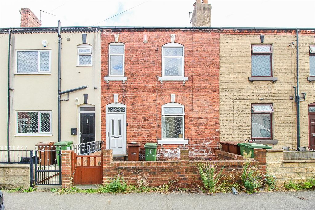 Property photo 1 of 9