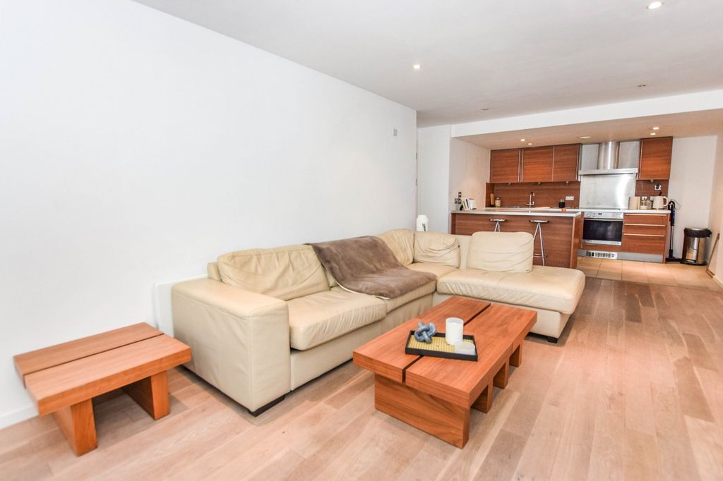 Property photo 3 of 23 Picture No. 26