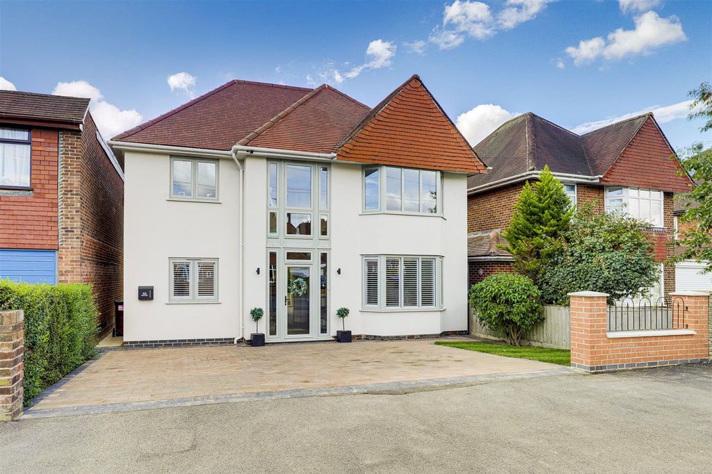 Property photo 1 of 36