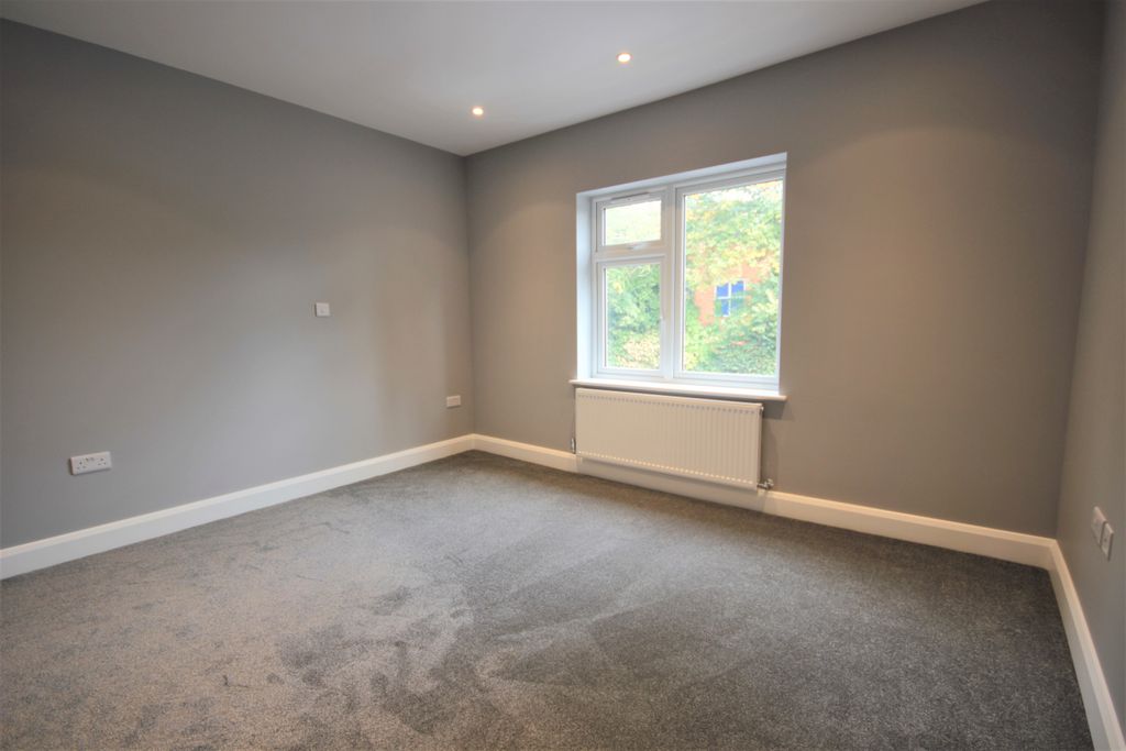 Property photo 3 of 10 Image